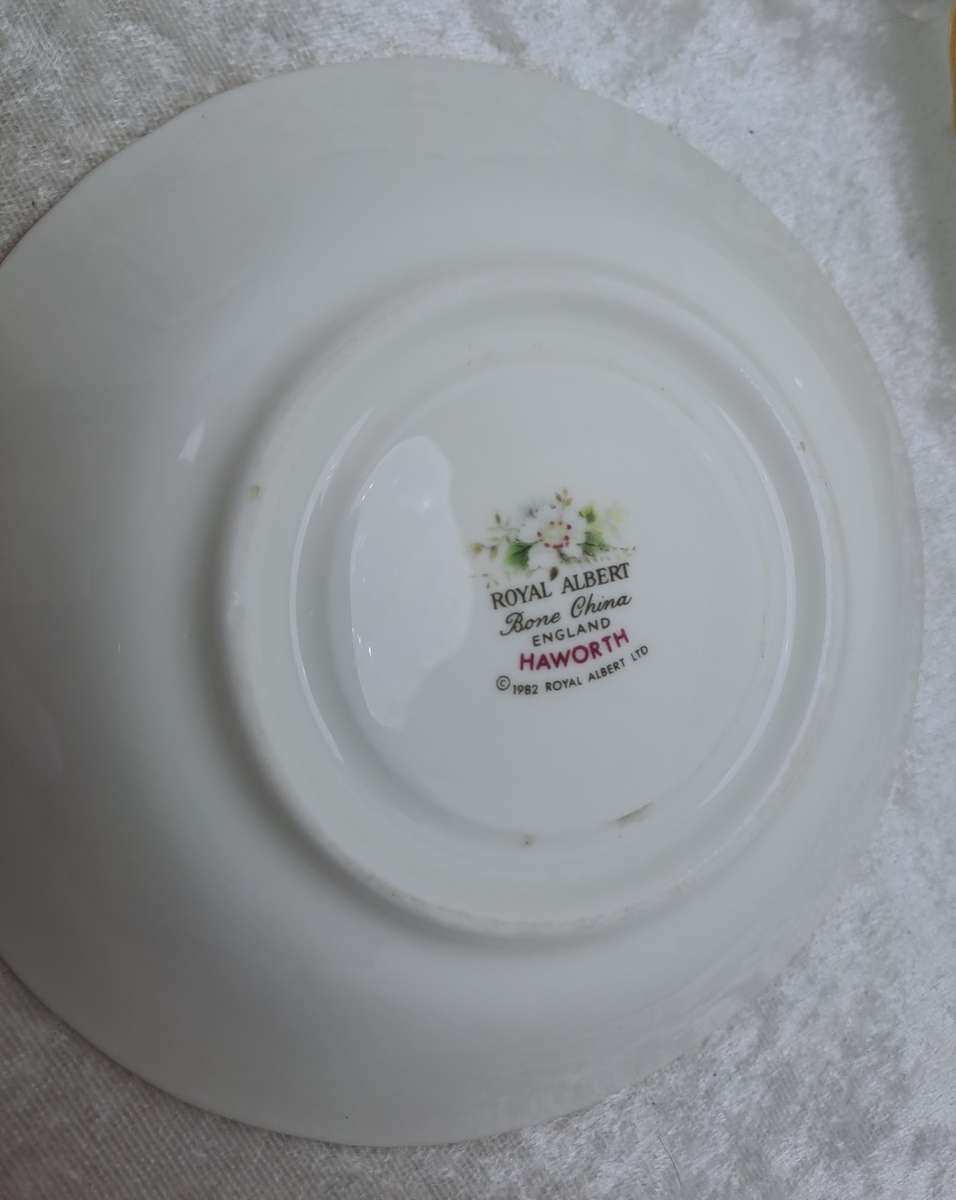 Vintage 1982 Royal Albert `Haworth` Bone China Tea Trio (6 Available)