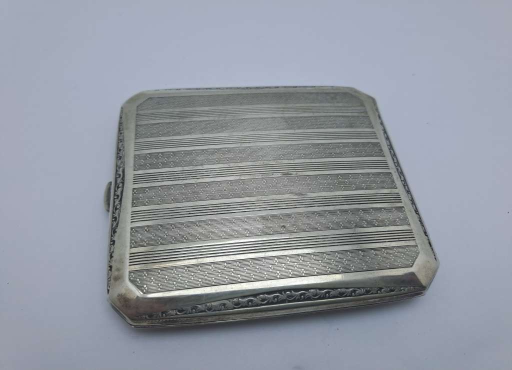 Vintage Silver plated  Cigarette Case-