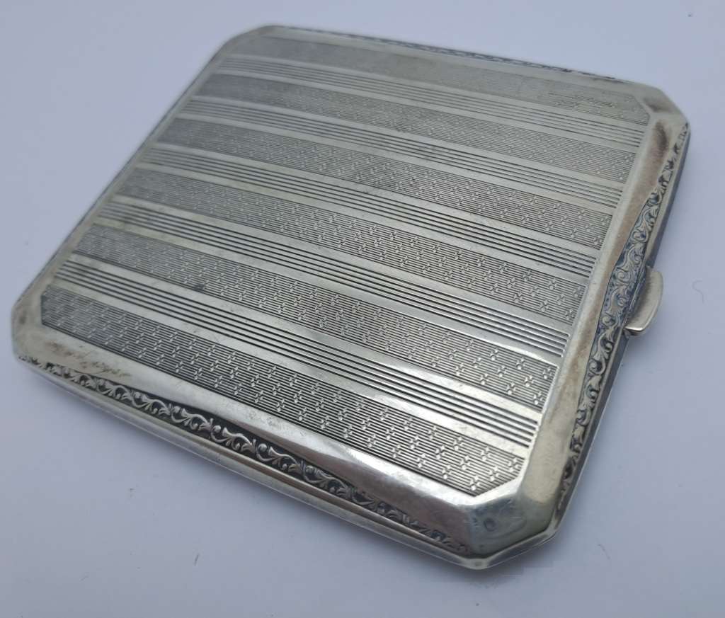 Vintage Silver plated  Cigarette Case-