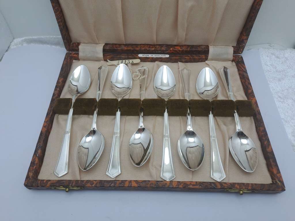 8pc Vintage Angora Silver Plate E.P.N.S TeaSpoon Set -Boxed-England