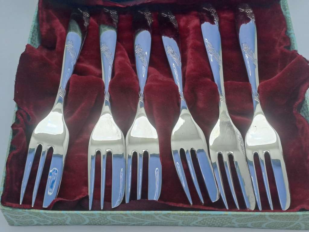 6pc Vintage Angora Best Electro Silver Plate E.P.N.S Cake Fork Set -Boxed