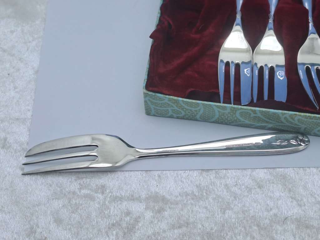 6pc Vintage Angora Best Electro Silver Plate E.P.N.S Cake Fork Set -Boxed