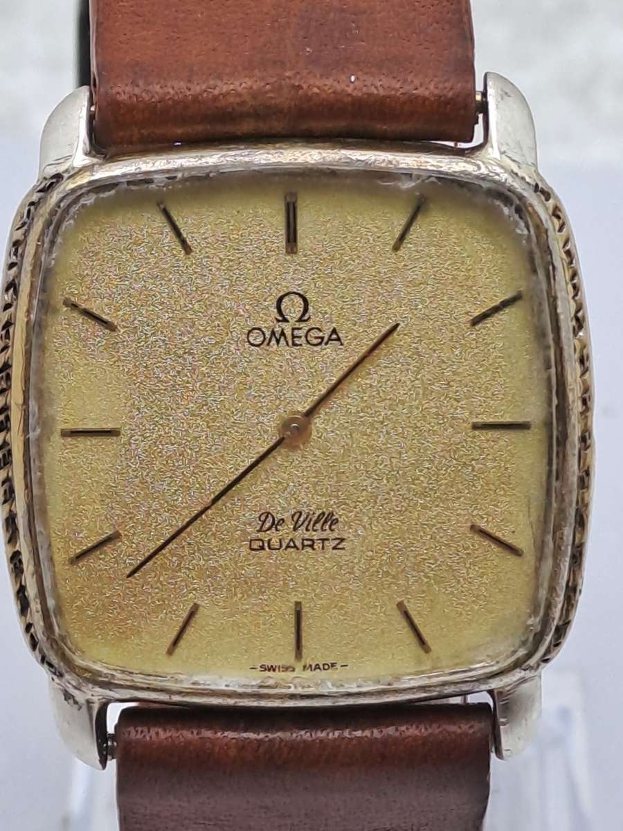 Vintage Omega de Ville Quartz watch -NOT WORKING- Non Omega Leather strap