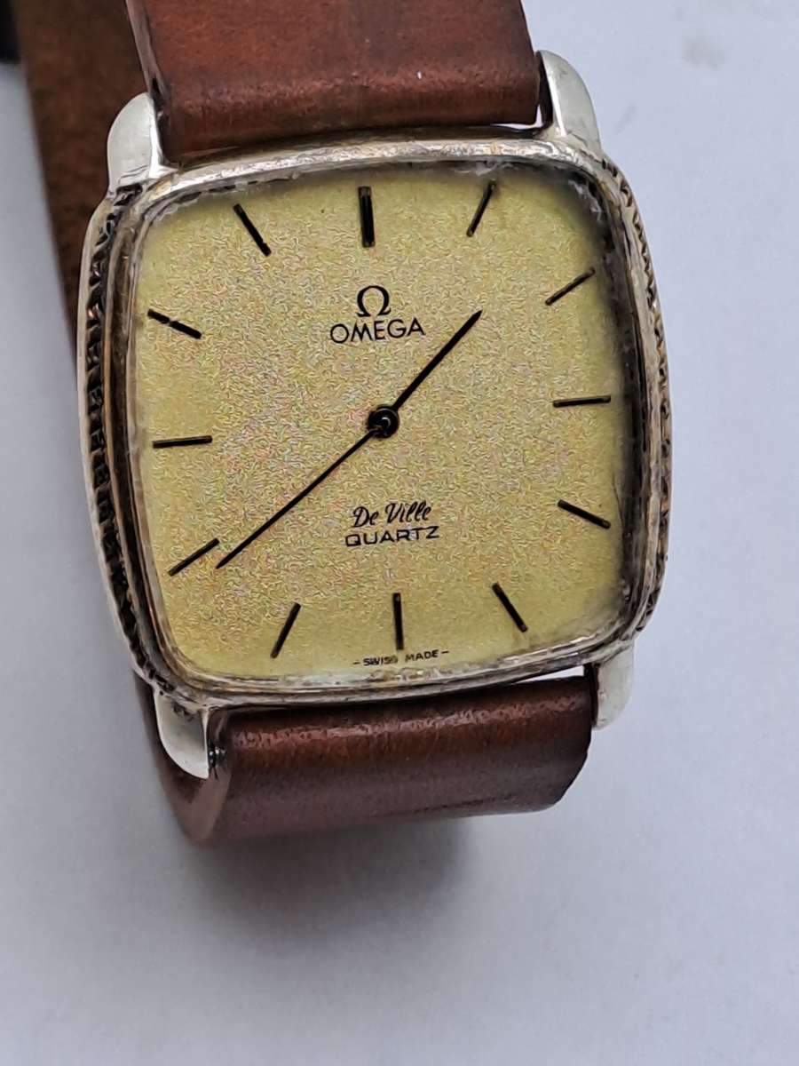 Vintage Omega de Ville Quartz watch -NOT WORKING- Non Omega Leather strap