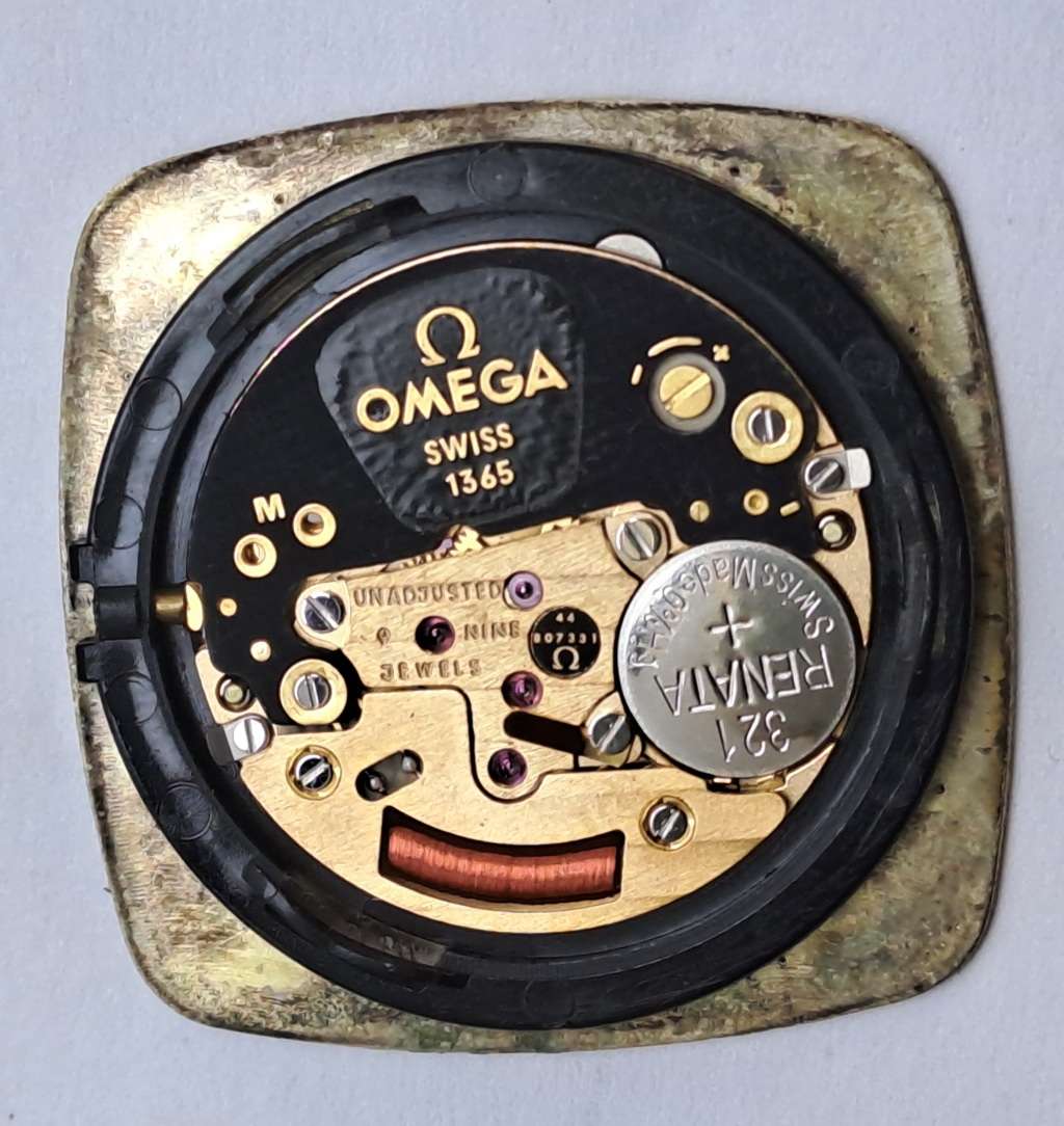 Vintage Omega de Ville Quartz watch -NOT WORKING- Non Omega Leather strap