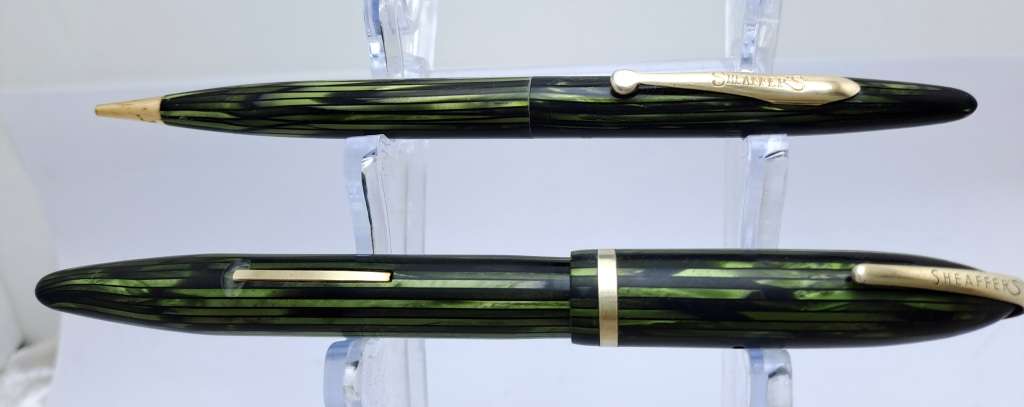 1930`s Sheaffer Fountain Pen and Mechanical Pencil set in Case Made in the USA-see condition