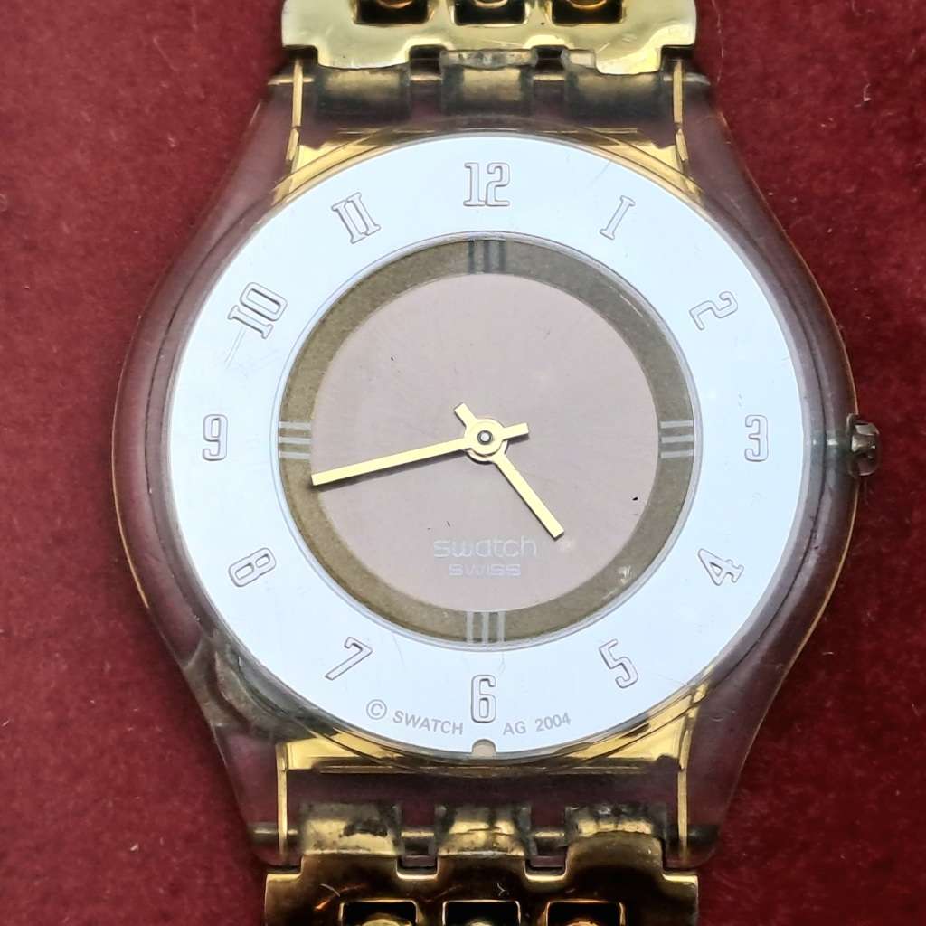 Pre-Owned 2004 Swiss Made Ladies SKIN Swatch watch working