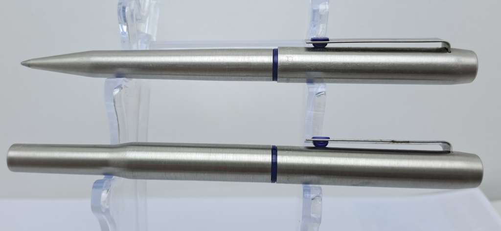 Pre-owned Parker 25 Stainless steel Fountain Pen and Ball point Pen in Parker Case