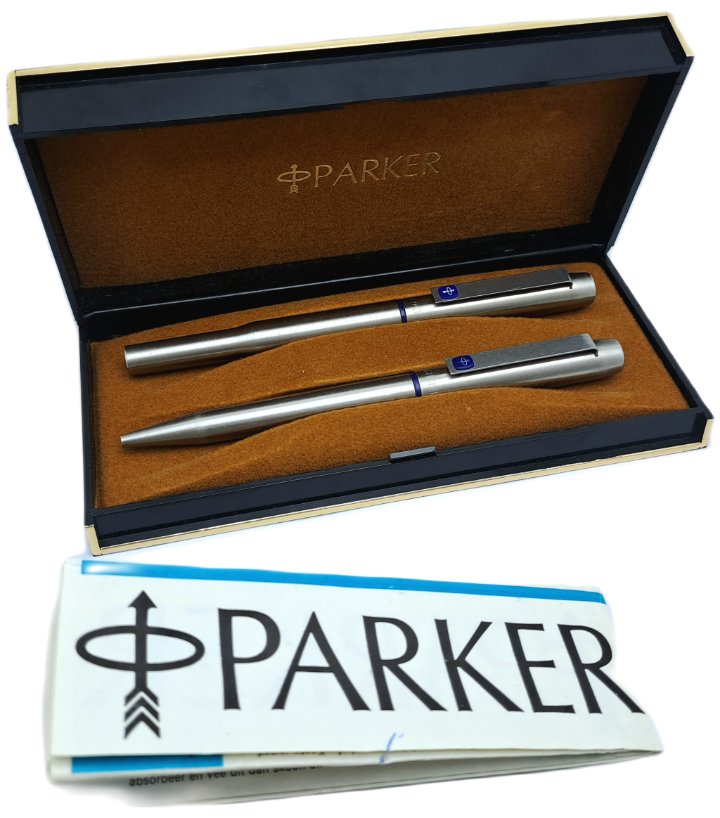 Pre-owned Parker 25 Stainless steel Fountain Pen and Ball point Pen in Parker Case