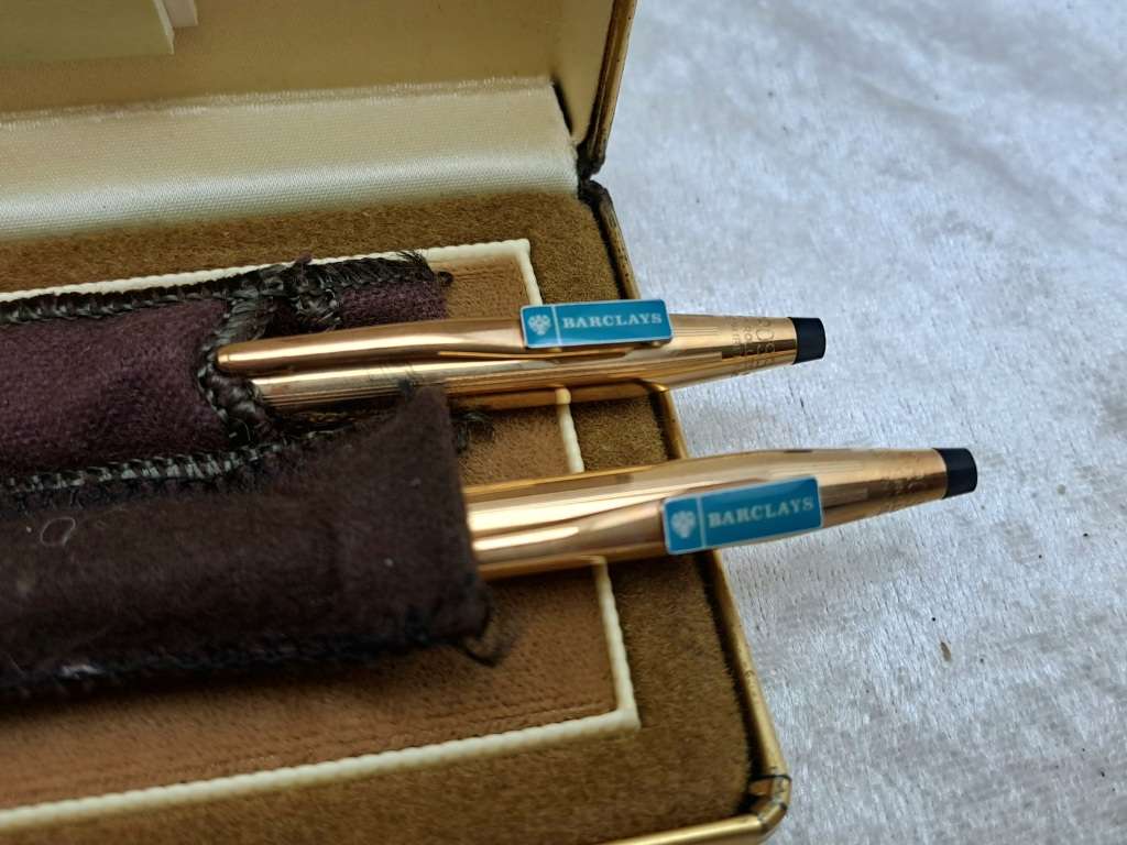 Vintage Cross 1/20 14kt Rolled Gold Pen and Pencil set -In Case - Barclays Branded