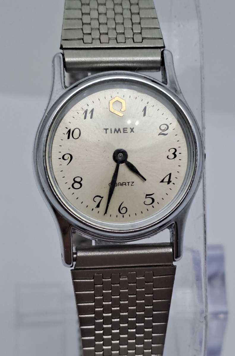Pre-owned Vintage Ladies TIMEX Quartz Stainless Steel watch - Working-
