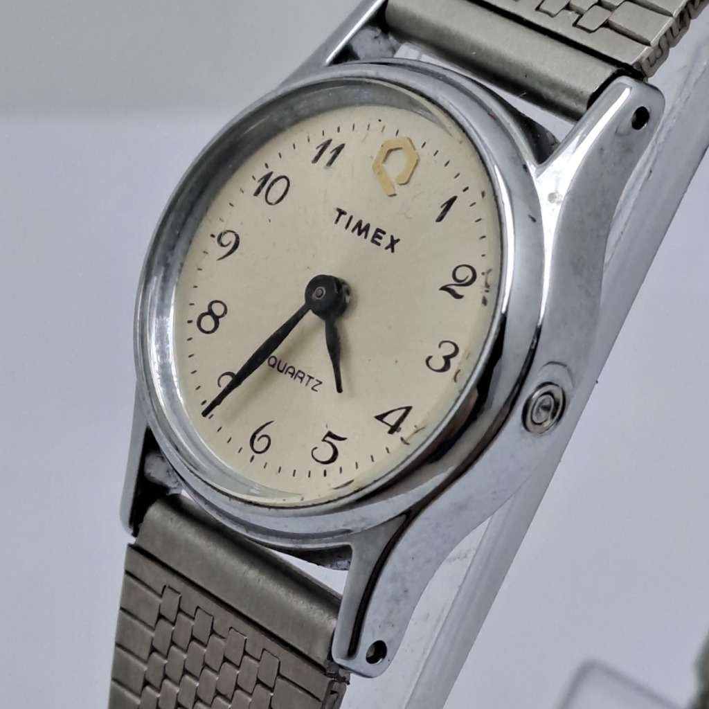 Pre-owned Vintage Ladies TIMEX Quartz Stainless Steel watch - Working-