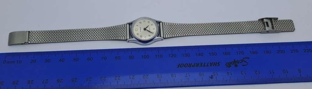 Pre-owned Vintage Ladies TIMEX Quartz Stainless Steel watch - Working-