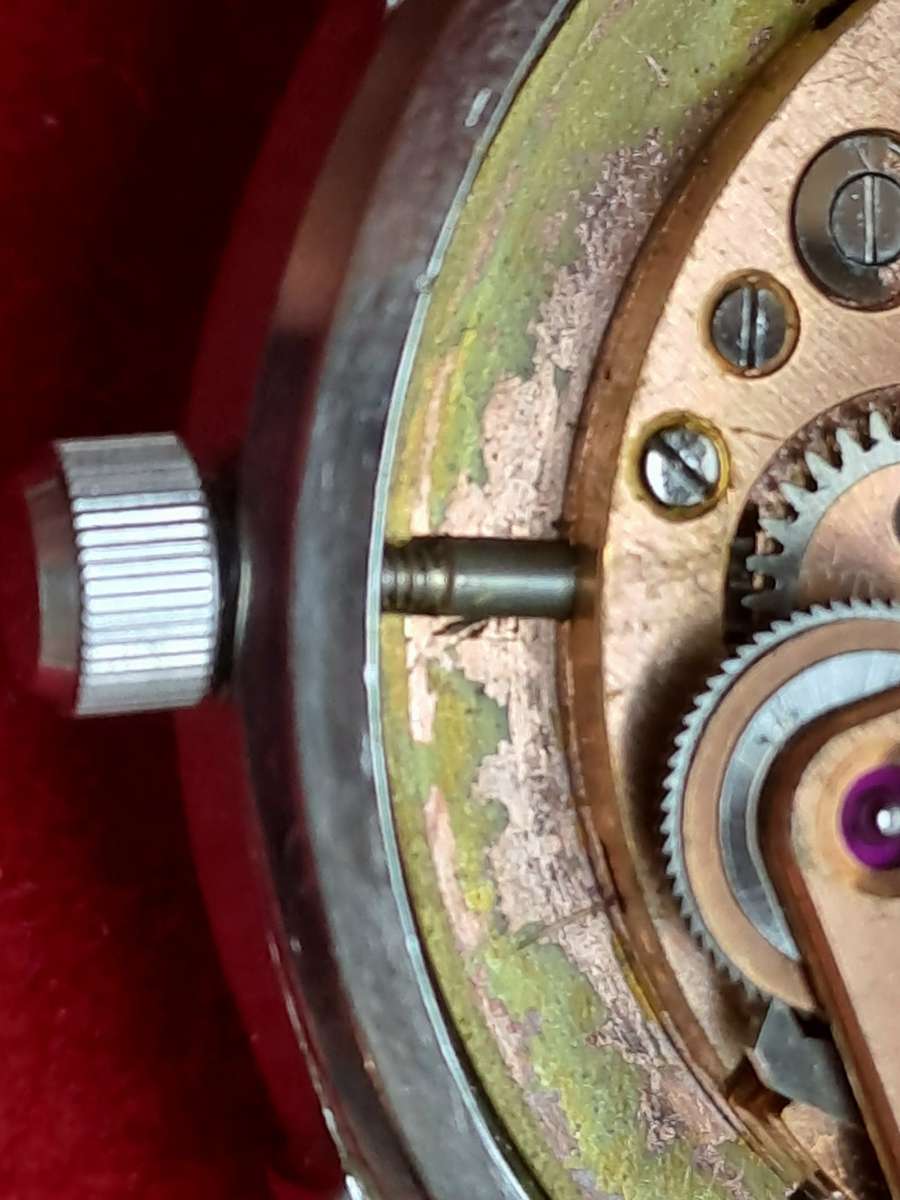 Vintage 1940`s Omega Bumper Automatic Mens watch-17 Jewels -WORKING but needs Restoration