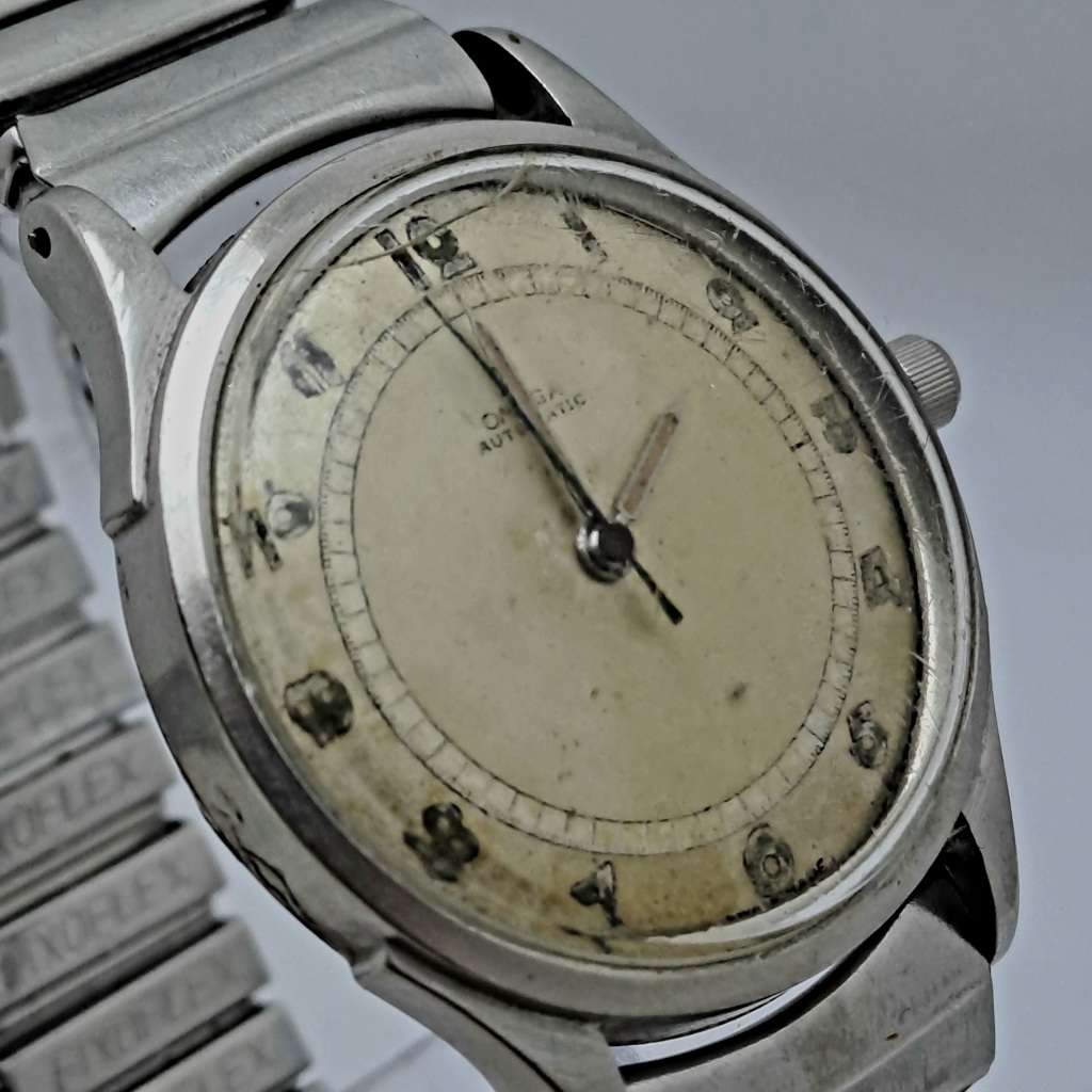Vintage 1940`s Omega Bumper Automatic Mens watch-17 Jewels -WORKING but needs Restoration