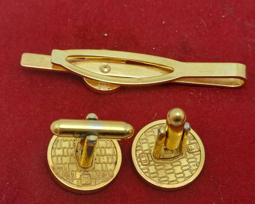 Vintage Mercedes Benz Cufflinks and Tie Clip set -No Box