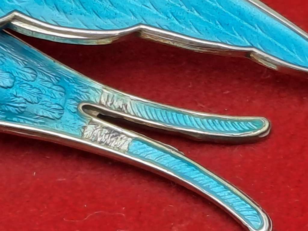 Vintage Designer 1950`s Norway Sterling 925 BLUE BIRD Brooch (Enamel have some damage)