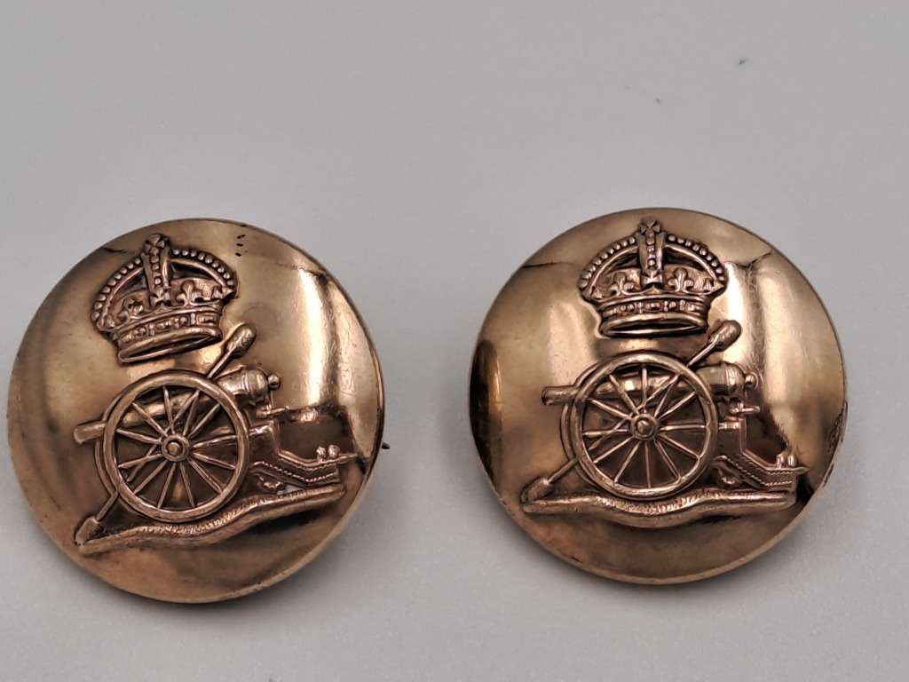 2 Original WW1 Royal Artillery Regiment Tunic Buttons- 26mm-one is missing the pin