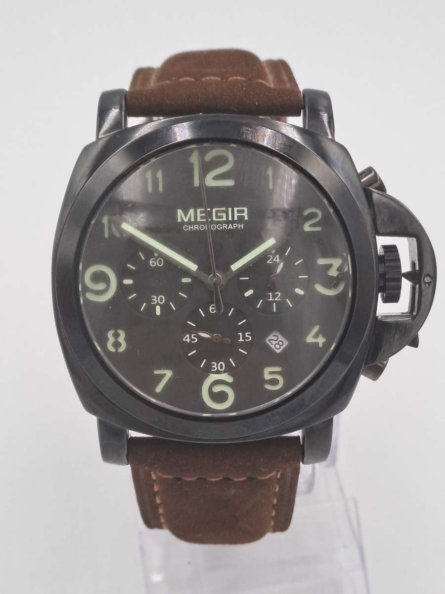 Megir Mens Quartz watch with Leather strap -Large Face-Working