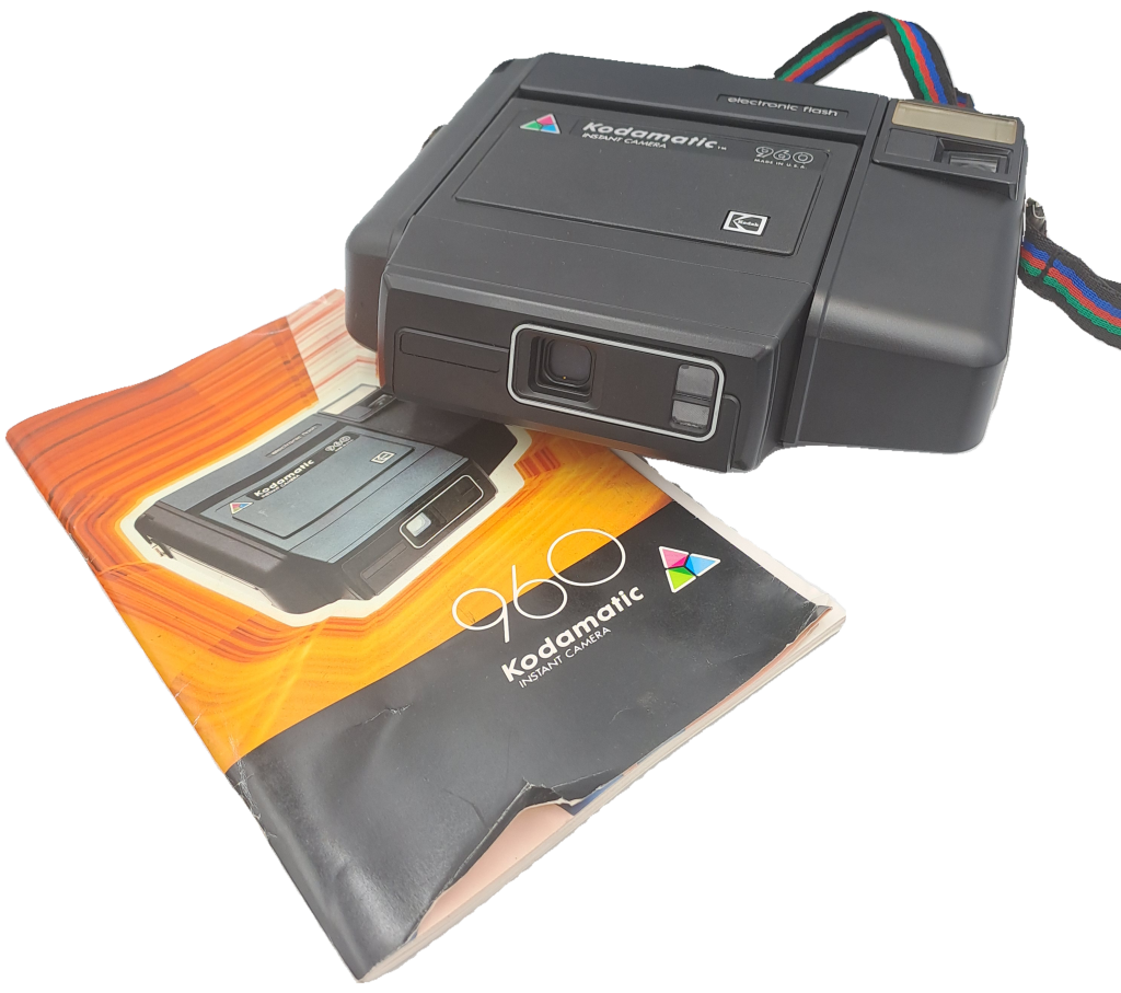 1980`s Kodamatic 960 Instant Camera with Manual and expired Filmpack (Display Piece not working)
