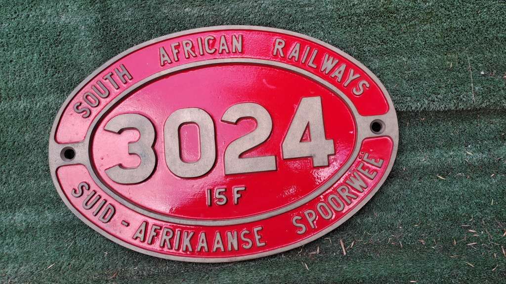 Large South African Railways Locomotive Cab Side Number Plate 3024 15F -10kg -Recast