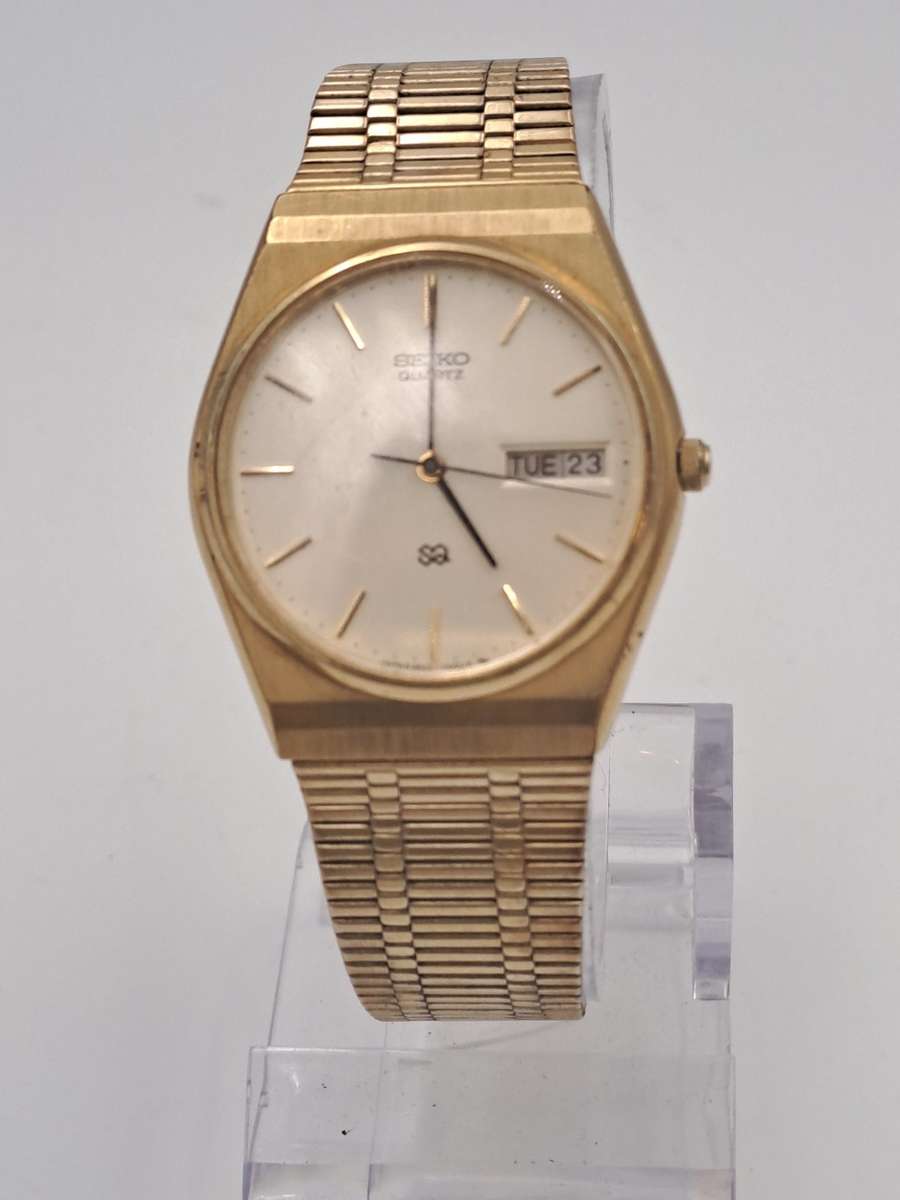 Vintage 1979 Seiko Mens Day-Date Quartz Gold Tone Watch- Working