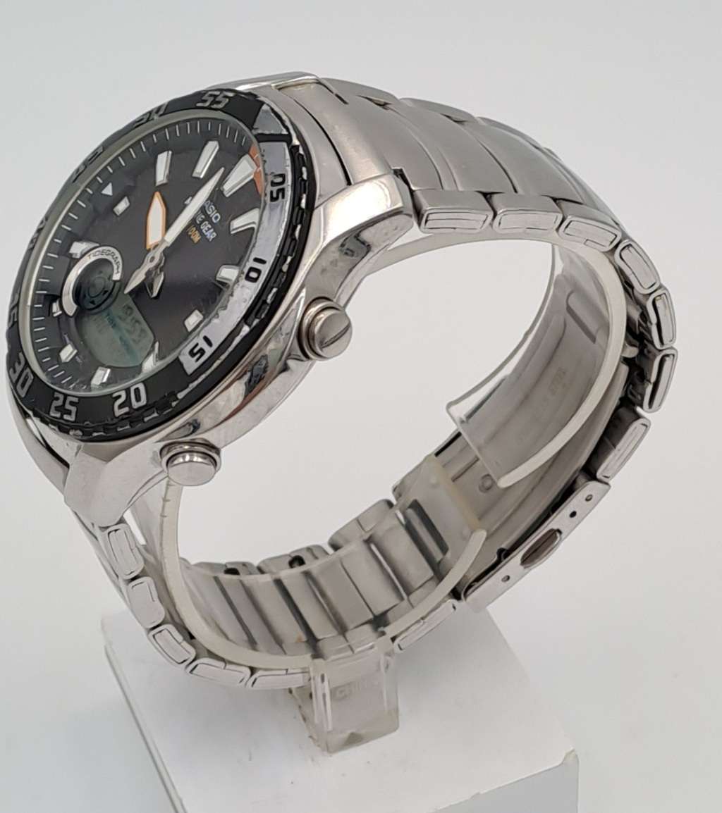 Vintage  Pre-Owned Casio Analog Digital Marine Gear AMW-710 Mens Watch -Working