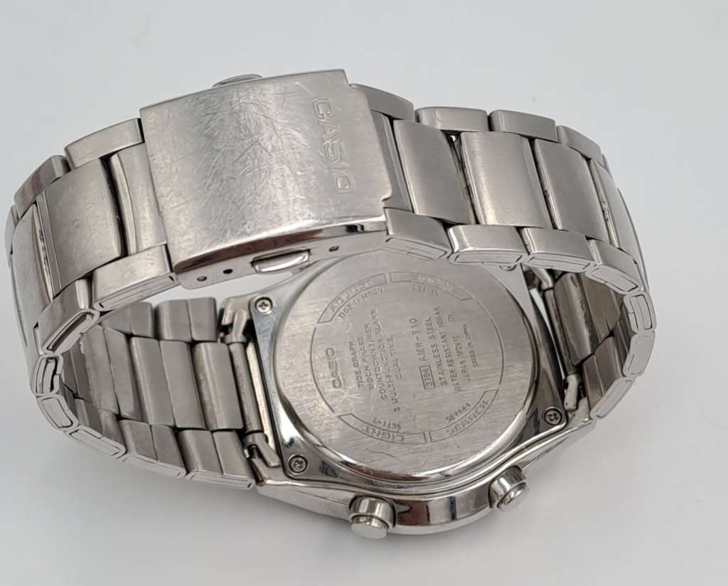 Vintage  Pre-Owned Casio Analog Digital Marine Gear AMW-710 Mens Watch -Working