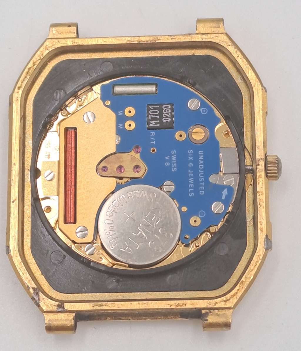 Vintage Mens Swiss Tissot Seastar FTB 356 Quartz Gold Tone watch Sapphire Glass.