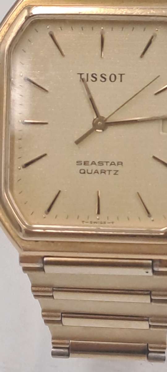 Vintage Mens Swiss Tissot Seastar FTB 356 Quartz Gold Tone watch Sapphire Glass.