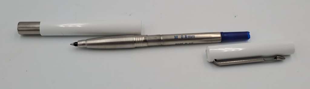 Pre-Owned White Parker Rollerball Pen - Need New Refill-in case