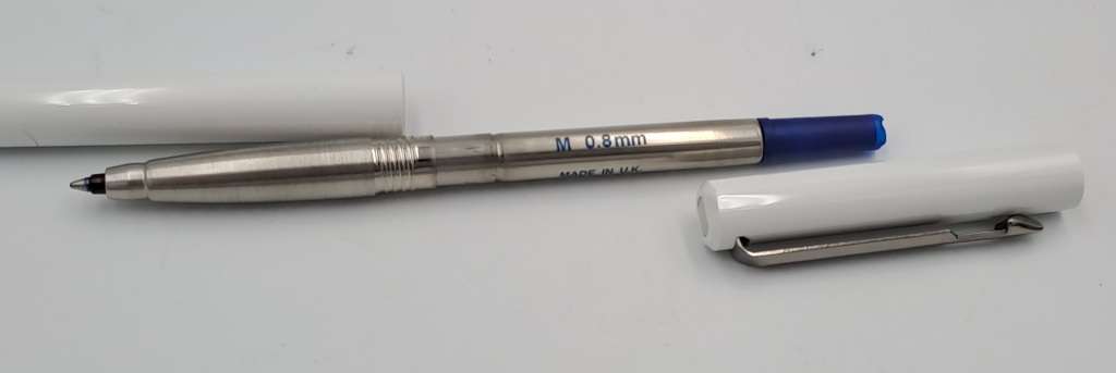 Pre-Owned White Parker Rollerball Pen - Need New Refill-in case