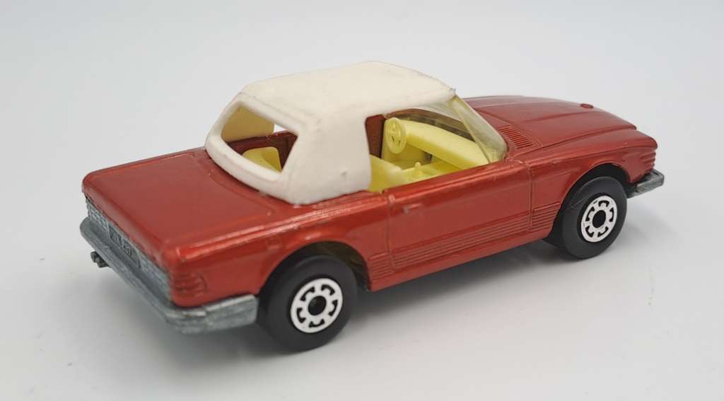 1973 Matchbox superfast No 6 Mercedes 350 SL by Lesney England