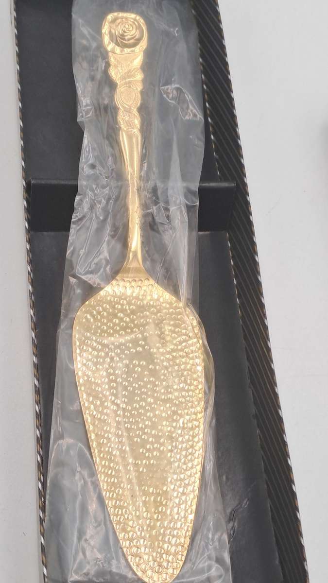 Boxed WILD ROSE Gold Plated Cake server By Greensons
