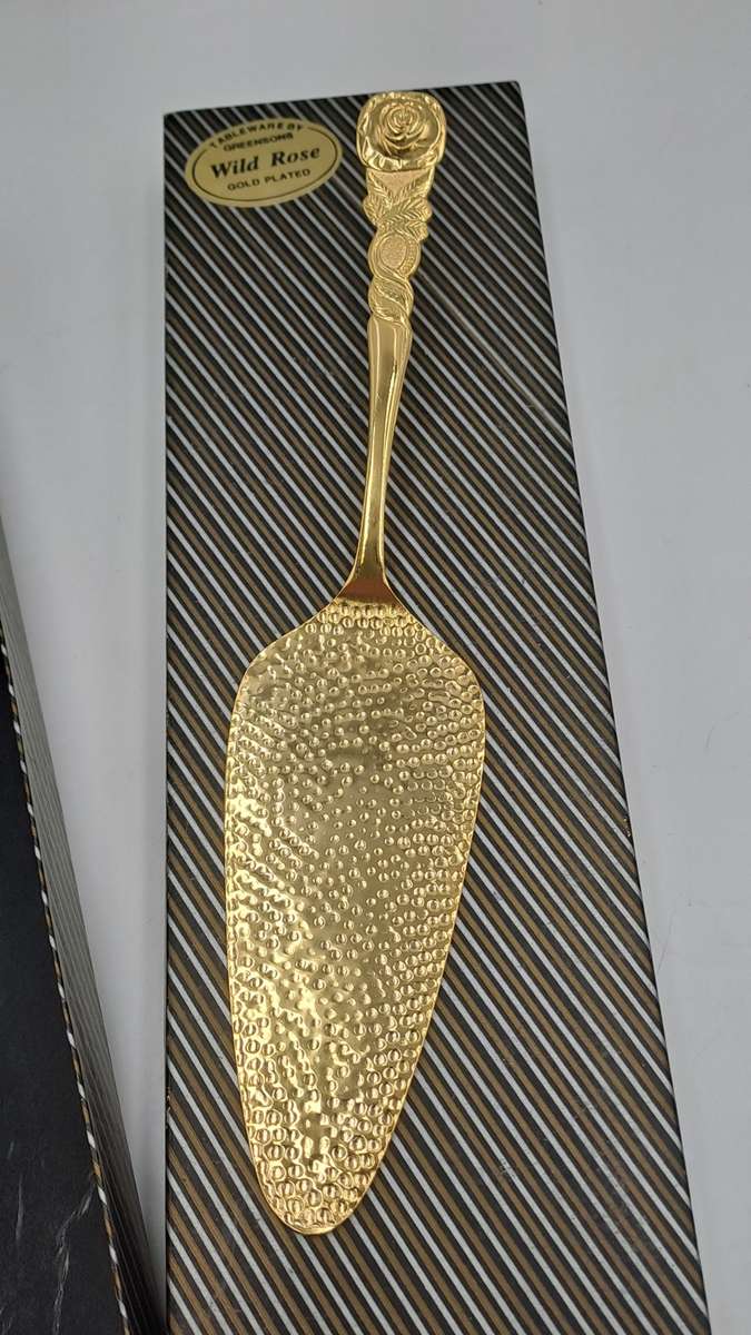 Boxed WILD ROSE Gold Plated Cake server By Greensons