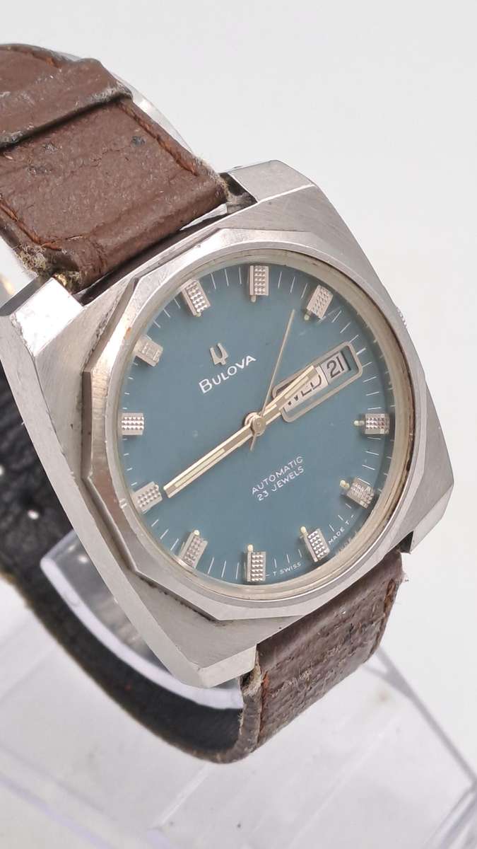 Vintage Mens BULOVA Automatic Watch 23 Jewels  -Working