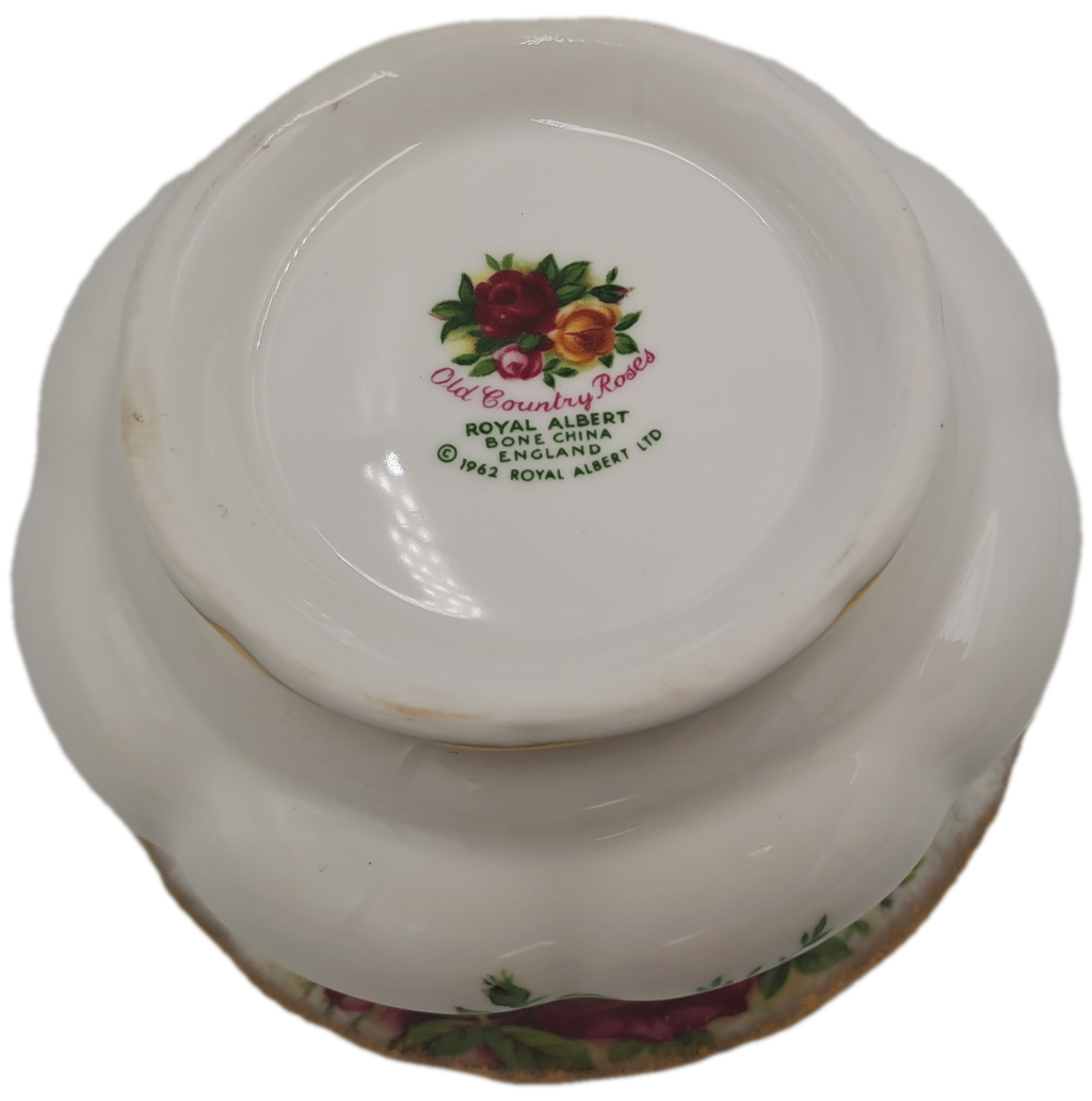 Vintage 1962 Royal Albert  "OLD COUNTRY ROSES" Tea Sugar Bowl
