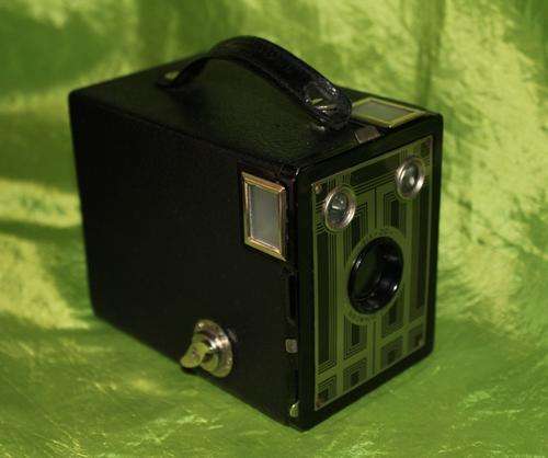 a Vintage Kodac Brownie Junior six -20 (US Model)  Camera  (1934 - 1942)