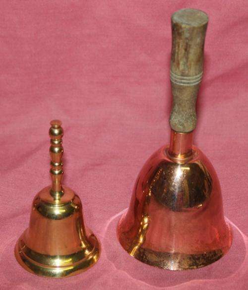 Crazy R1 Start !!!  2 x Brass and copper bells 145mm and 70mm