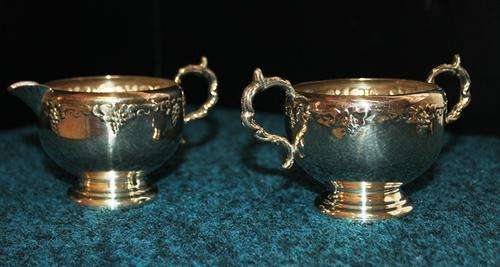 Em- Ess King Plate Silverplated on Copper Milk and Sugar pots made in Canada 90x145mm - 330g