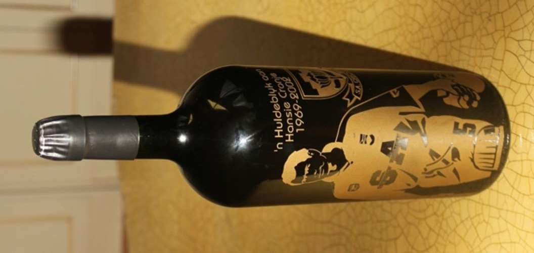 1.5 L Bottel Rooi Wyn  Huldeblyk aan Hansie Cronje 1969-2002