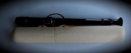 Yamaha Soprano Recorder FLUTE in Case