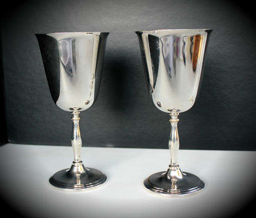 Crazy R1 Start!!! 2 Vintage Silver plated on Brass Cavalier Goblets made in England -172mm x 83mm