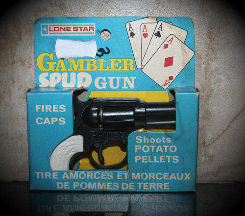 Vintage 1960's Lone Star GAMBLER Spud Gun still in Origanal Packaging -shoots fire Caps (patato gun)