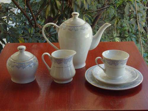 Stunning 6 X setting tea set