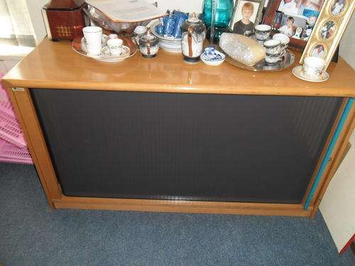 Credenza 2