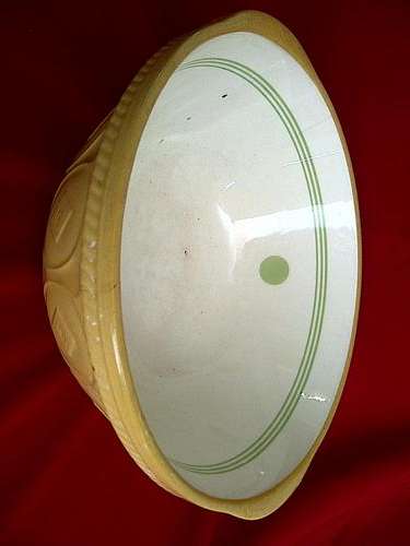 Easimix bowl by T G Green