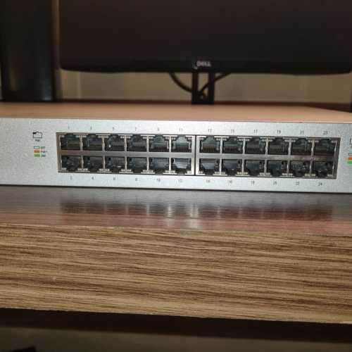 Unifi 24 port POE+ switch