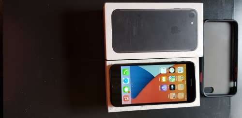 IPHONE 7 32GB IN EXCELLENT CONDITION****