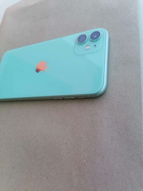 IPHONE 11 64GB GREEN